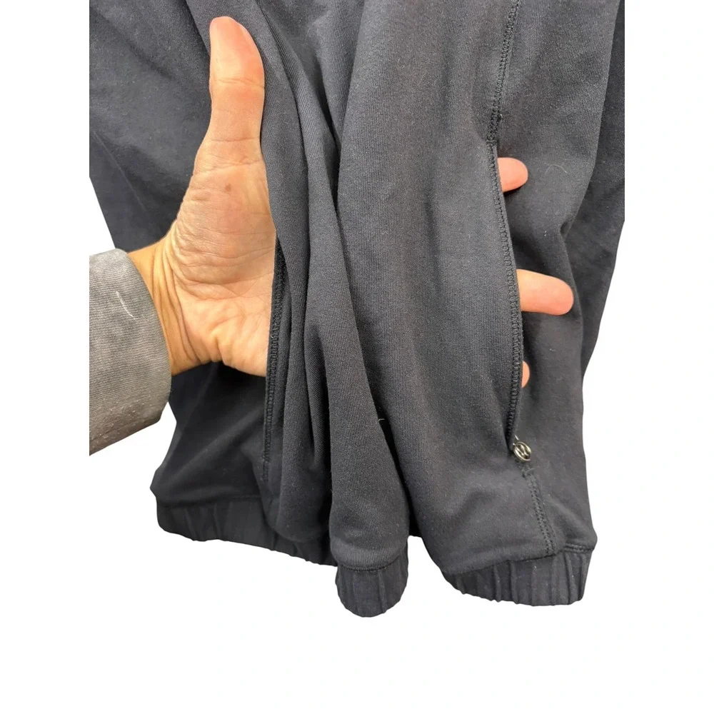 Lululemon Forthright Black Half Zip Pullover Thumbhole Athletic‎ Running Top 4